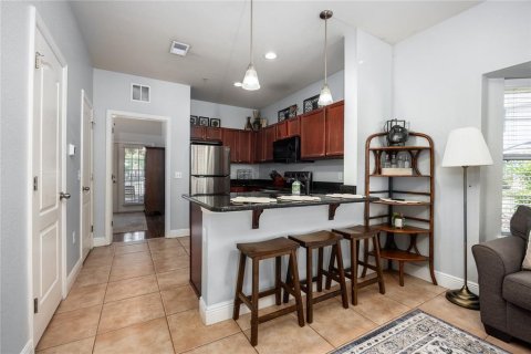 Condo in Gainesville, Florida, 2 bedrooms  № 1666046 - photo 14