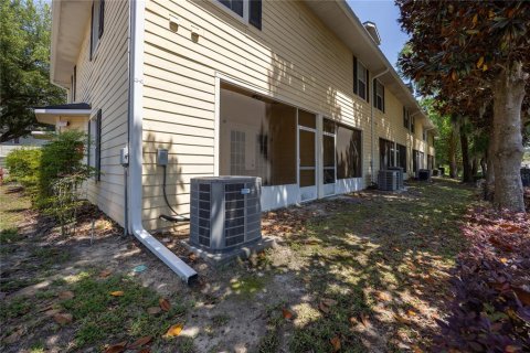 Condo in Gainesville, Florida, 2 bedrooms  № 1666046 - photo 27