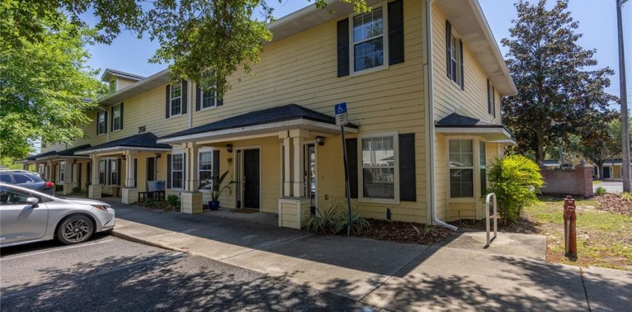 Condo in Gainesville, Florida, 2 bedrooms  № 1666046
