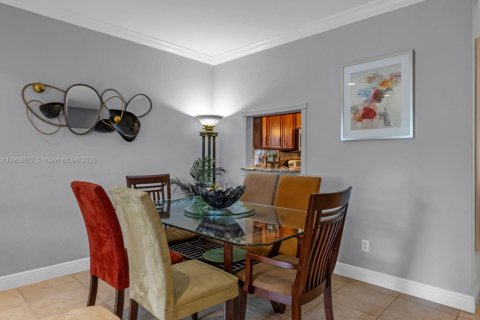 Touwnhouse à vendre à Cooper City, Floride: 3 chambres, 184.41 m2 № 1957223 - photo 10