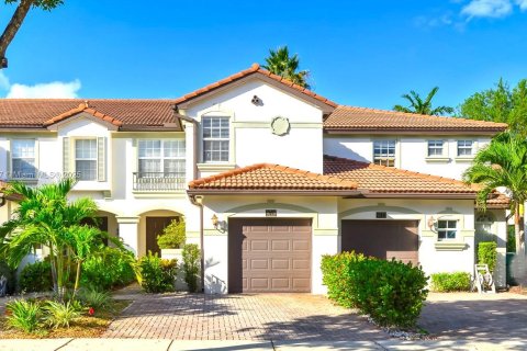 Touwnhouse à vendre à Cooper City, Floride: 3 chambres, 184.41 m2 № 1957223 - photo 2