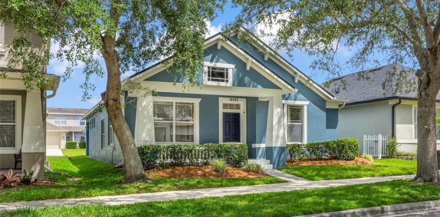 House in Orlando, Florida 3 bedrooms, 164.07 sq.m. № 2104526