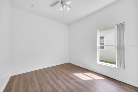 House in Orlando, Florida 3 bedrooms, 164.07 sq.m. № 2104526 - photo 27