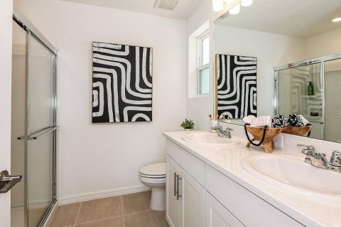 Townhouse in Sarasota, Florida 2 bedrooms, 111.95 sq.m. № 2096463 - photo 10