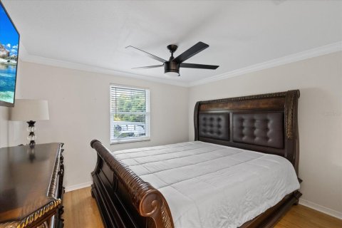 Villa ou maison à vendre à Tampa, Floride: 4 chambres, 221.57 m2 № 1640847 - photo 30