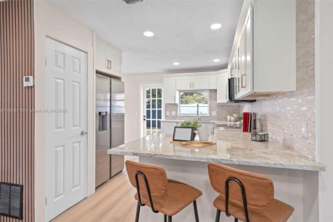 House in Orlando, Florida 4 bedrooms № 1965882 - photo 17