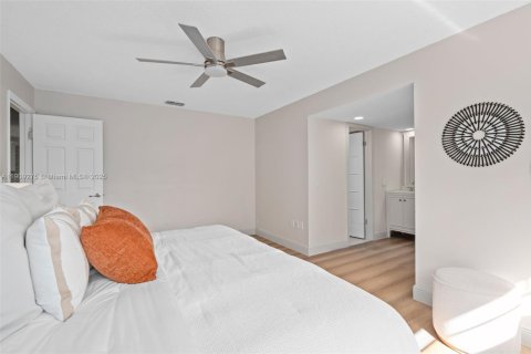 House in Orlando, Florida 4 bedrooms № 1965882 - photo 25