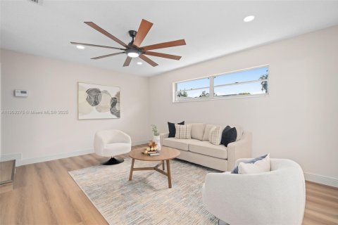 House in Orlando, Florida 4 bedrooms № 1965882 - photo 18