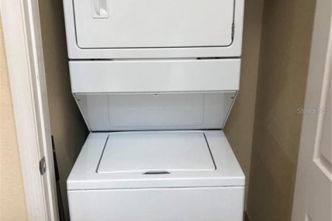 Condominio en alquiler en Davenport, Florida, 2 dormitorios, 105.35 m2 № 1628428 - foto 8