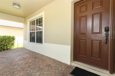 House in Davenport, Florida 3 bedrooms, 130.06 sq.m. № 1658315 - photo 3