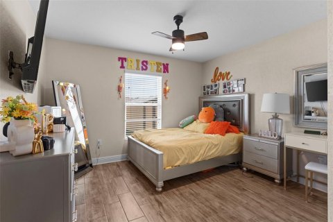 House in Winter Haven, Florida 3 bedrooms, 172.89 sq.m. № 1840360 - photo 14