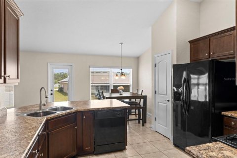 House in Winter Haven, Florida 3 bedrooms, 172.89 sq.m. № 1840360 - photo 5