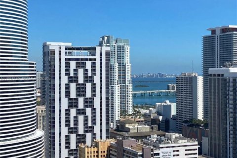 Condo in Miami, Florida, 3 bedrooms  № 1960629 - photo 13