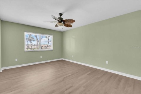 House in North Port, Florida 3 bedrooms, 218.88 sq.m. № 1552586 - photo 10