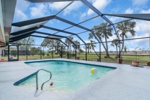 House in North Port, Florida 3 bedrooms, 218.88 sq.m. № 1552586 - photo 22