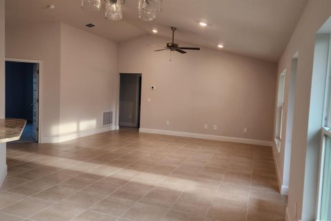 Casa en venta en Port St. Lucie, Florida, 4 dormitorios, 163.04 m2 № 2253267 - foto 11