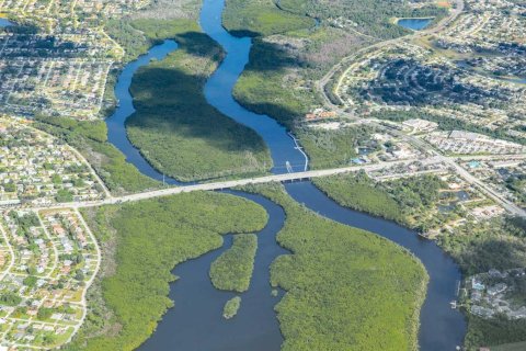 Casa en venta en Port St. Lucie, Florida, 4 dormitorios, 163.04 m2 № 2253267 - foto 20