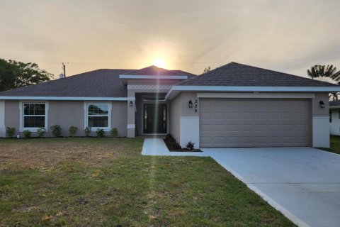 Casa en venta en Port St. Lucie, Florida, 4 dormitorios, 163.04 m2 № 2253267 - foto 2