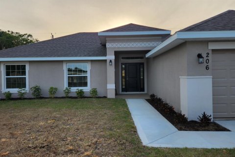 Casa en venta en Port St. Lucie, Florida, 4 dormitorios, 163.04 m2 № 2253267 - foto 3