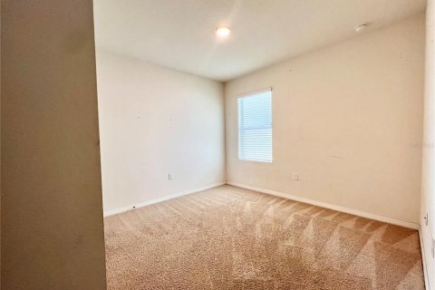 Villa ou maison à louer à Kissimmee, Floride: 4 chambres, 171.5 m2 № 2425852 - photo 13