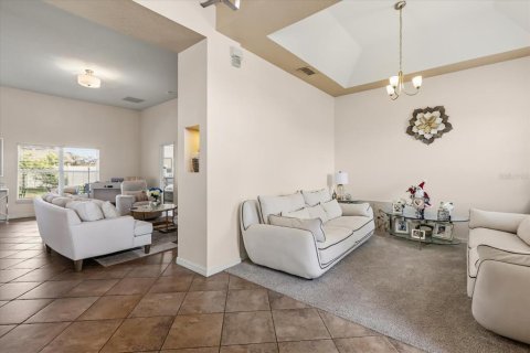 Casa en venta en Kissimmee, Florida, 3 dormitorios, 191.47 m2 № 2208398 - foto 8