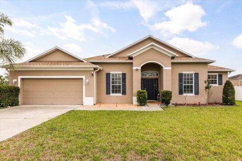 House in Kissimmee, Florida 3 bedrooms, 191.47 sq.m. № 2208398