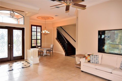 Villa ou maison à louer à Land O' Lakes, Floride: 5 chambres, 404.96 m2 № 1854684 - photo 2