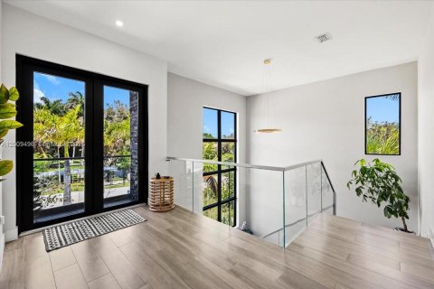 Villa ou maison à louer à Davie, Floride: 4 chambres, 295.34 m2 № 2072804 - photo 25