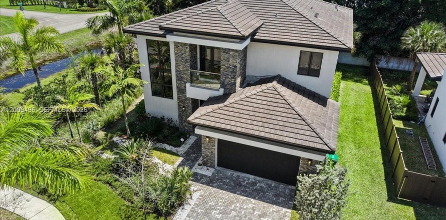 Villa ou maison à Davie, Floride 4 chambres, 295.34 m2 № 2072804
