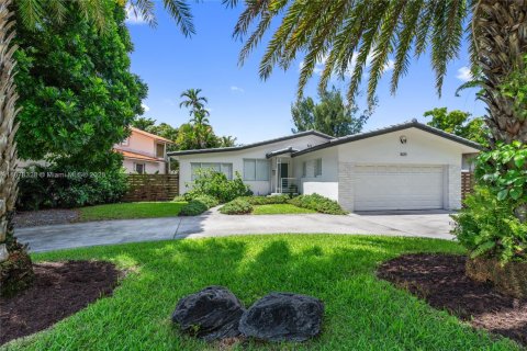 Casa en venta en Miami Springs, Florida, 3 dormitorios, 173.63 m2 № 1928003 - foto 4