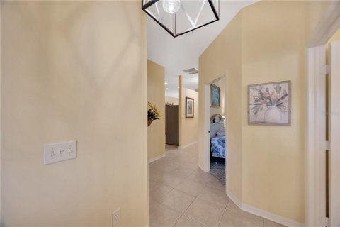 House in Wesley Chapel, Florida 3 bedrooms, 149.29 sq.m. № 1816973 - photo 8
