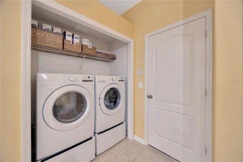 House in Wesley Chapel, Florida 3 bedrooms, 149.29 sq.m. № 1816973 - photo 29