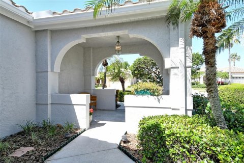 House in Sarasota, Florida 2 bedrooms, 175.21 sq.m. № 1634126 - photo 6