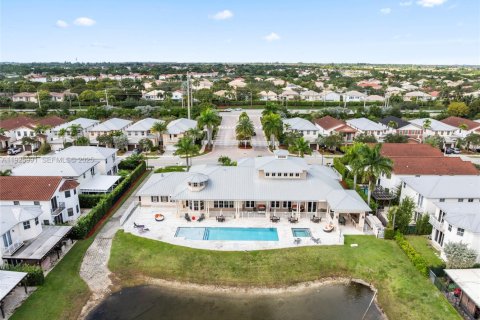 Casa en venta en Doral, Florida, 4 dormitorios, 267.37 m2 № 1984640 - foto 10