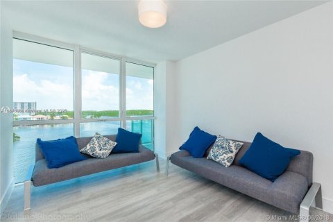 Copropriété à louer à Sunny Isles Beach, Floride: 3 chambres, 134.34 m2 № 1896214 - photo 6
