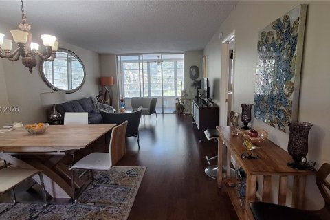 Condominio en venta en Lauderdale Lakes, Florida, 2 dormitorios, 89.19 m2 № 2075315 - foto 8