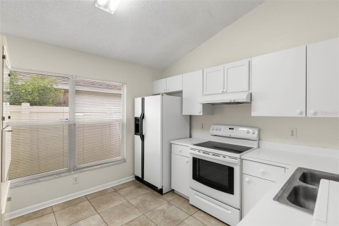 Casa en alquiler en Tampa, Florida, 3 dormitorios, 110.93 m2 № 1852848 - foto 8