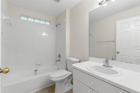 Casa en alquiler en Tampa, Florida, 3 dormitorios, 110.93 m2 № 1852848 - foto 20