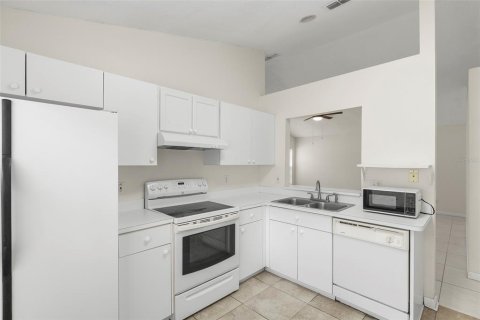 Casa en alquiler en Tampa, Florida, 3 dormitorios, 110.93 m2 № 1852848 - foto 9