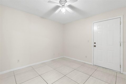 Casa en alquiler en Tampa, Florida, 3 dormitorios, 110.93 m2 № 1852848 - foto 18