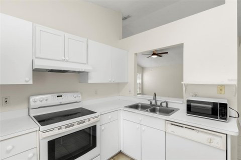 Casa en alquiler en Tampa, Florida, 3 dormitorios, 110.93 m2 № 1852848 - foto 11