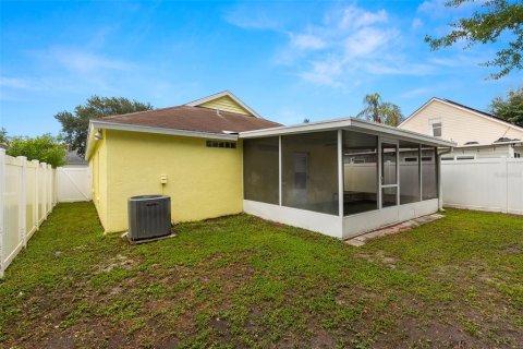 Casa en alquiler en Tampa, Florida, 3 dormitorios, 110.93 m2 № 1852848 - foto 26