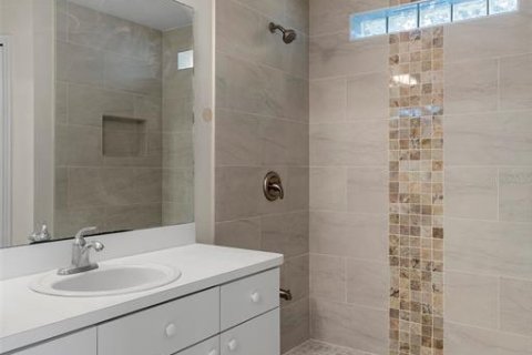 Casa en alquiler en Tampa, Florida, 3 dormitorios, 110.93 m2 № 1852848 - foto 16