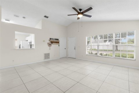 Casa en alquiler en Tampa, Florida, 3 dormitorios, 110.93 m2 № 1852848 - foto 5