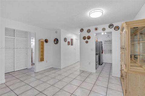 Copropriété à vendre à Miami, Floride: 2 chambres, 82.03 m2 № 1867167 - photo 17