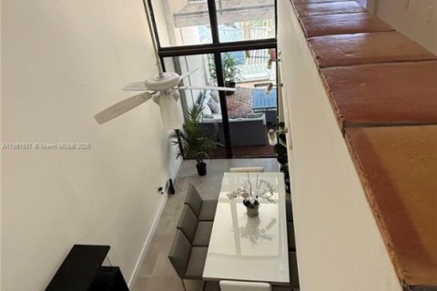Condominio en venta en Sunny Isles Beach, Florida, 3 dormitorios, 220.18 m2 № 1871666 - foto 22