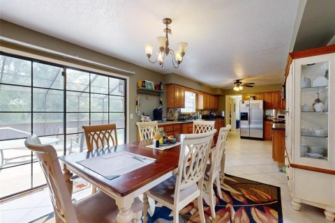 House in DeLand, Florida 5 bedrooms, 215.16 sq.m. № 1876431 - photo 14