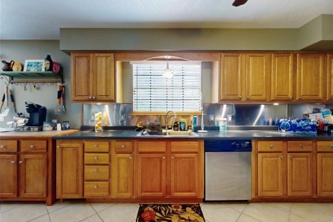House in DeLand, Florida 5 bedrooms, 215.16 sq.m. № 1876431 - photo 22
