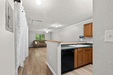 Condo in Gainesville, Florida, 2 bedrooms  № 1749573 - photo 6