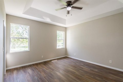 House in Lake Suzy, Florida 3 bedrooms, 172.15 sq.m. № 1851825 - photo 27